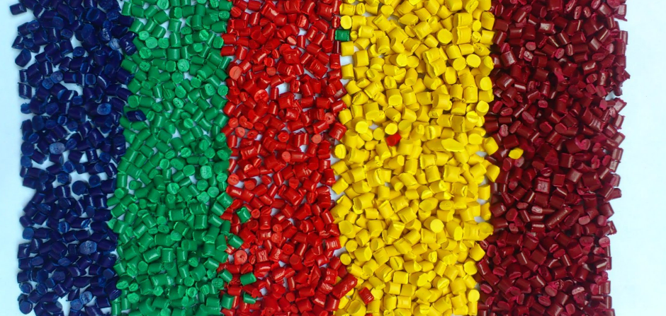 塑(sù)料薄膜行業對色母的要求預計注意事項有哪些(xiē)?(圖1)