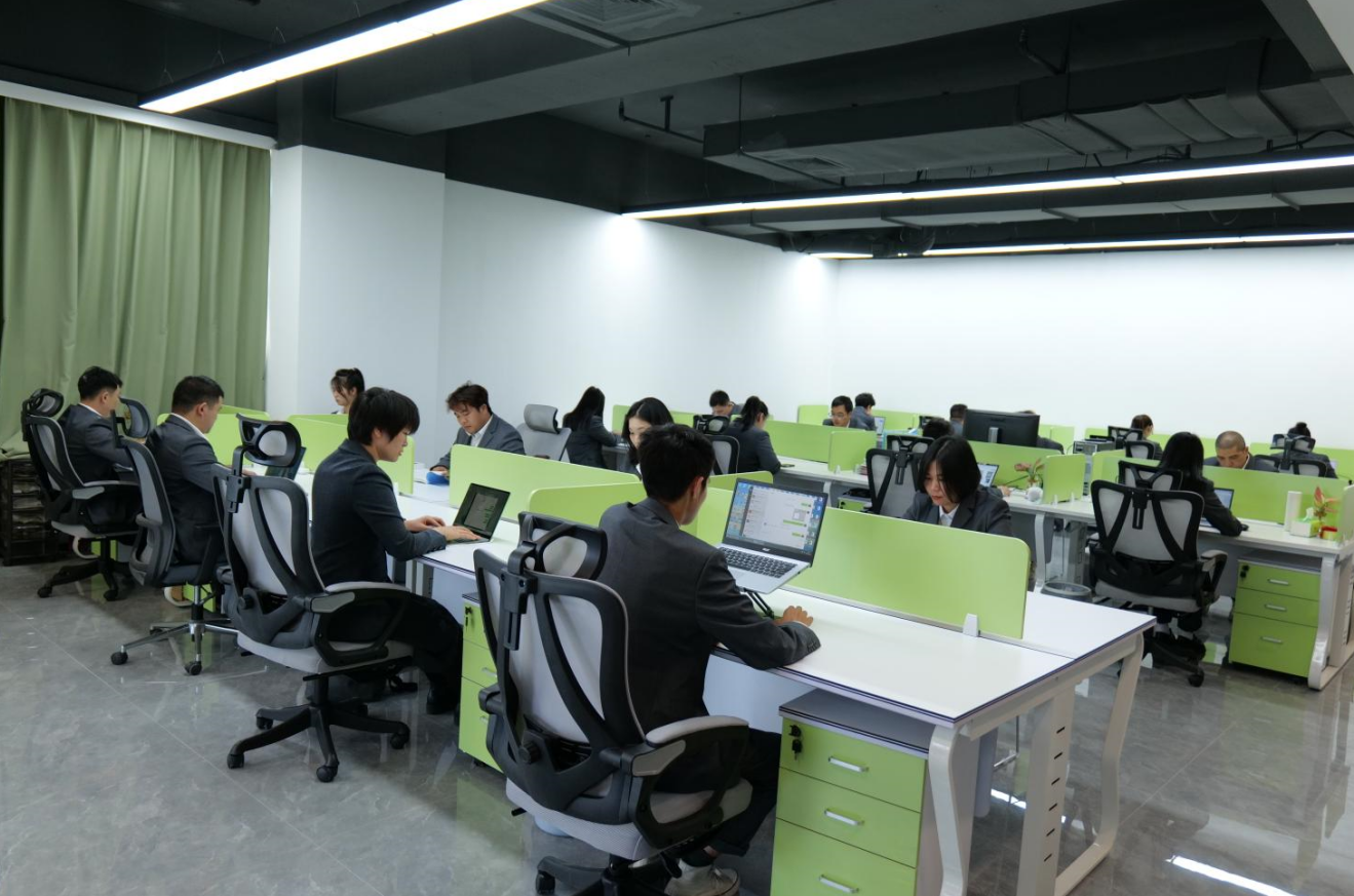 17C.COM一起草入口新辦公室開業!(圖1)